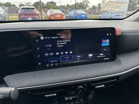 New 2026 Nissan Kicks SV image 16