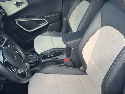 Used 2024 Kia Soul GT-Line image 10