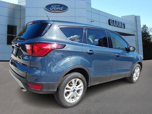 Certified 2019 Ford Escape SE image 6