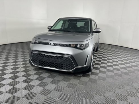Used 2023 Kia Soul LX w/ Option Group 015 image 5