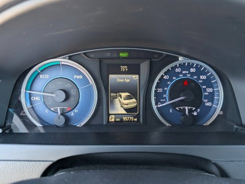 Used 2017 Toyota Camry XLE image 19