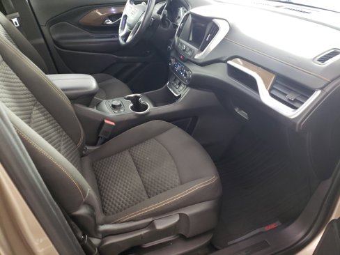 Used 2019 GMC Terrain SLE w/ Driver Convenience Package image 13
