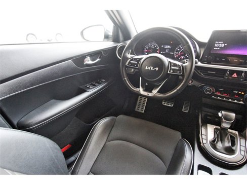 Used 2024 Kia Forte GT-Line image 8