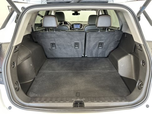 Certified 2023 GMC Terrain AT4 w/ Infotainment Package II image 13