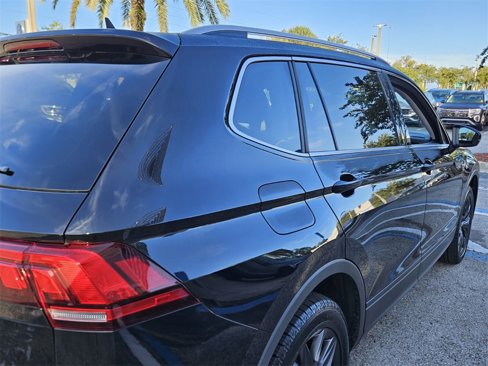 Used 2023 Volkswagen Tiguan SE image 14