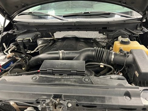 Used 2013 Ford F150 Lariat w/ Mid Equipment Group image 16