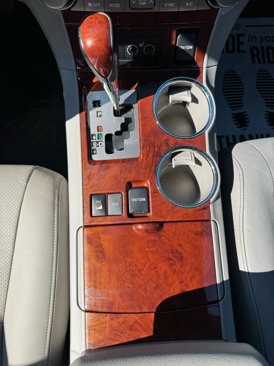 Used 2011 Toyota Highlander Limited w/ Tow Pkg image 34