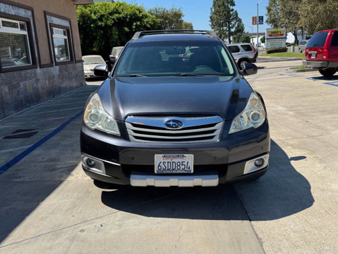 Used 2011 Subaru Outback 3.6R Limited image 3