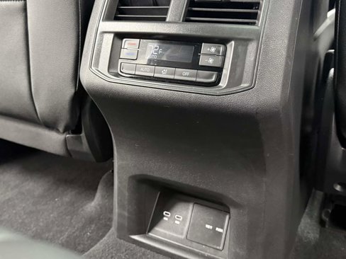 Used 2021 Volkswagen Atlas SE w/ Panoramic Sunroof Package image 31