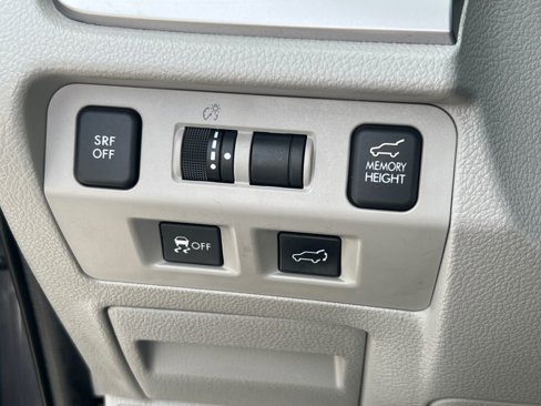 Used 2016 Subaru Forester 2.5i Touring w/ Eyesight & Navigation System image 31
