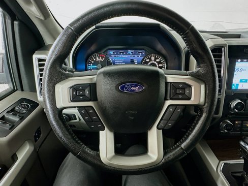 Used 2016 Ford F150 Lariat w/ Equipment Group 502A Luxury image 11