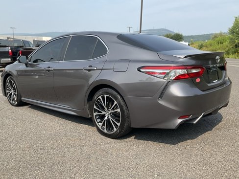 Used 2018 Toyota Camry SE image 28