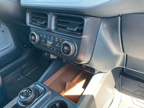 Used 2022 Ford Maverick Lariat w/ Lariat Luxury Package image 70