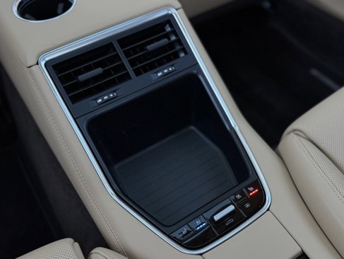 Certified 2023 Porsche Panamera 4S Executive image 31