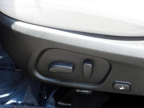 Used 2017 Subaru Forester 2.5i Premium image 45