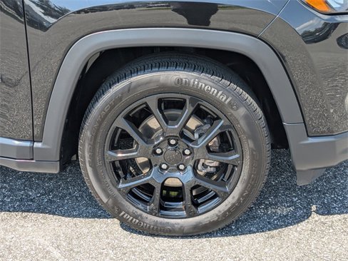 Used 2022 Jeep Compass Altitude image 10