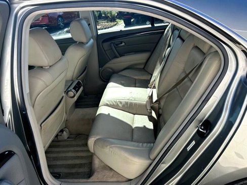 Used 2010 Acura RL image 26