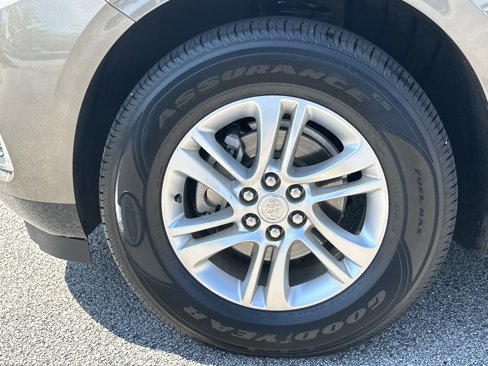 Used 2020 Buick Enclave Essence w/ LPO, Luxury Package image 11