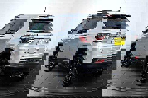 New 2025 Jeep Compass Latitude w/ Altitude Special Edition image 3