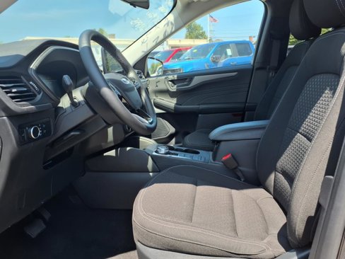 Used 2024 Ford Escape Active image 14