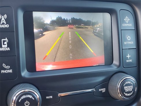 Used 2018 Jeep Compass Latitude image 25