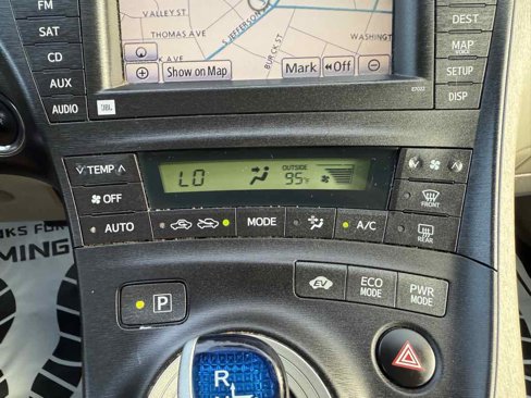 Used 2010 Toyota Prius Two image 19