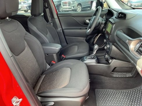 Used 2023 Jeep Renegade Latitude image 15