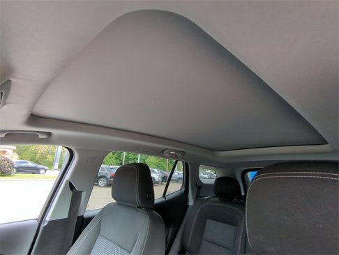 Certified 2022 GMC Terrain SLE w/ Driver Convenience Package image 18