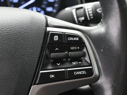 Used 2017 Hyundai Elantra Value Edition w/ Cargo Package image 10
