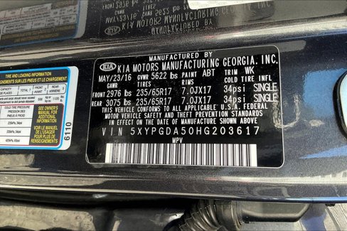 Used 2017 Kia Sorento LX w/ LX V6 Convenience Package image 18