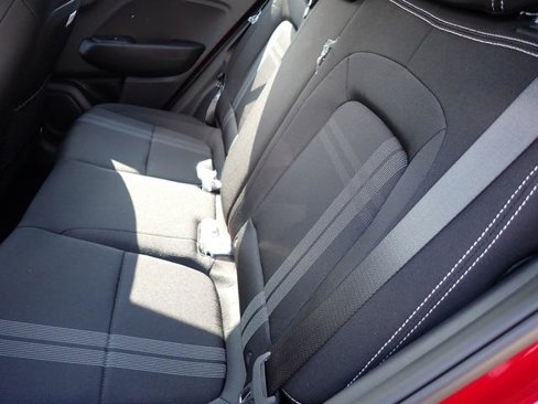 New 2025 Hyundai Venue SEL image 32