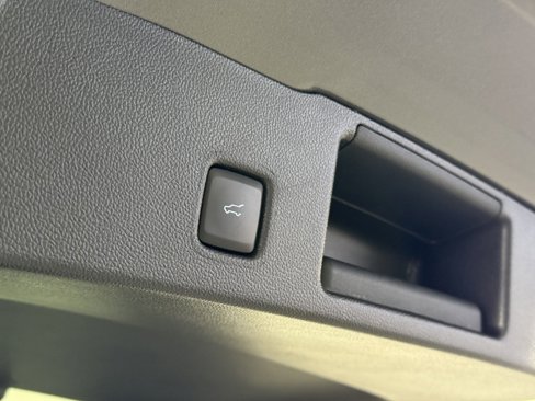 New 2025 Ford Escape ST-Line w/ Tech Pack #1 image 9