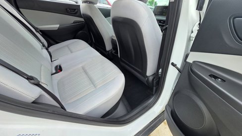 Used 2023 Hyundai Kona SEL image 16