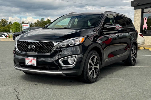 Used 2017 Kia Sorento EX image 8