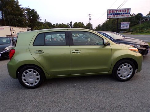 Used 2009 Scion xD image 11