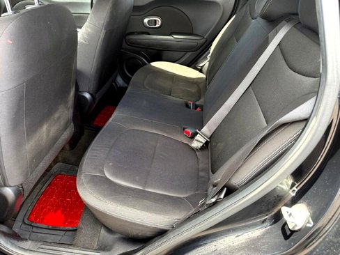 Used 2016 Kia Soul image 9