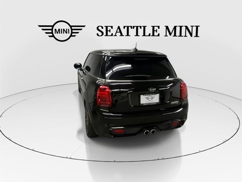 Used 2021 MINI Cooper S w/ Premium Package image 9