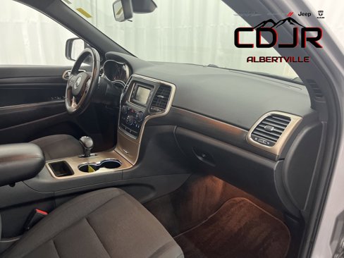 Used 2015 Jeep Grand Cherokee Laredo w/ Quick Order Package 23E image 16