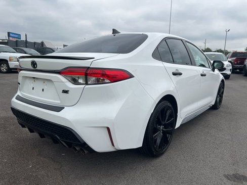 Used 2021 Toyota Corolla SE image 5