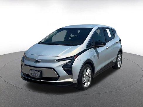 Used 2023 Chevrolet Bolt LT w/ Driver Confidence Package image 6