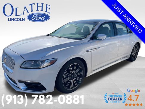 Used 2017 Lincoln Continental Reserve image 1