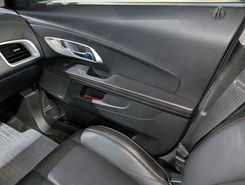 Used 2015 Chevrolet Equinox LTZ image 39