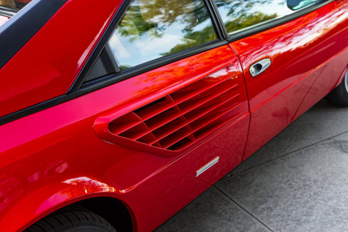 Used 1987 Ferrari Mondial Coupe image 10