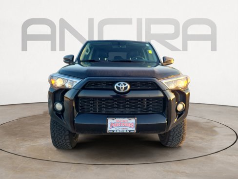 Used 2014 Toyota 4Runner SR5 image 4