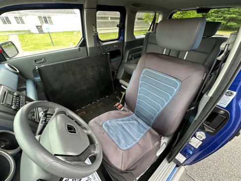 Used 2005 Honda Element EX image 11