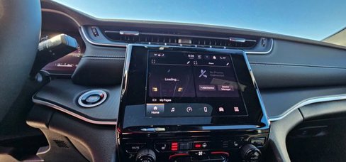 New 2025 Jeep Grand Cherokee L Altitude image 42