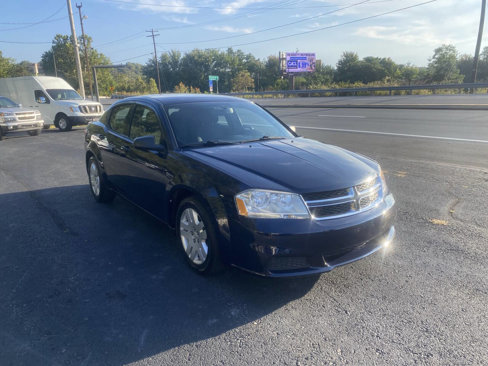 Used 2013 Dodge Avenger SE image 4
