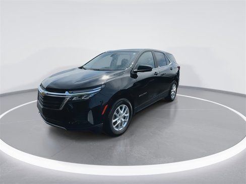 Used 2023 Chevrolet Equinox LT image 4