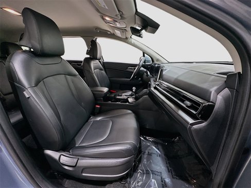 Used 2023 Kia Sportage EX image 29