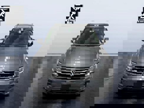 Used 2021 Volkswagen Tiguan SEL image 8